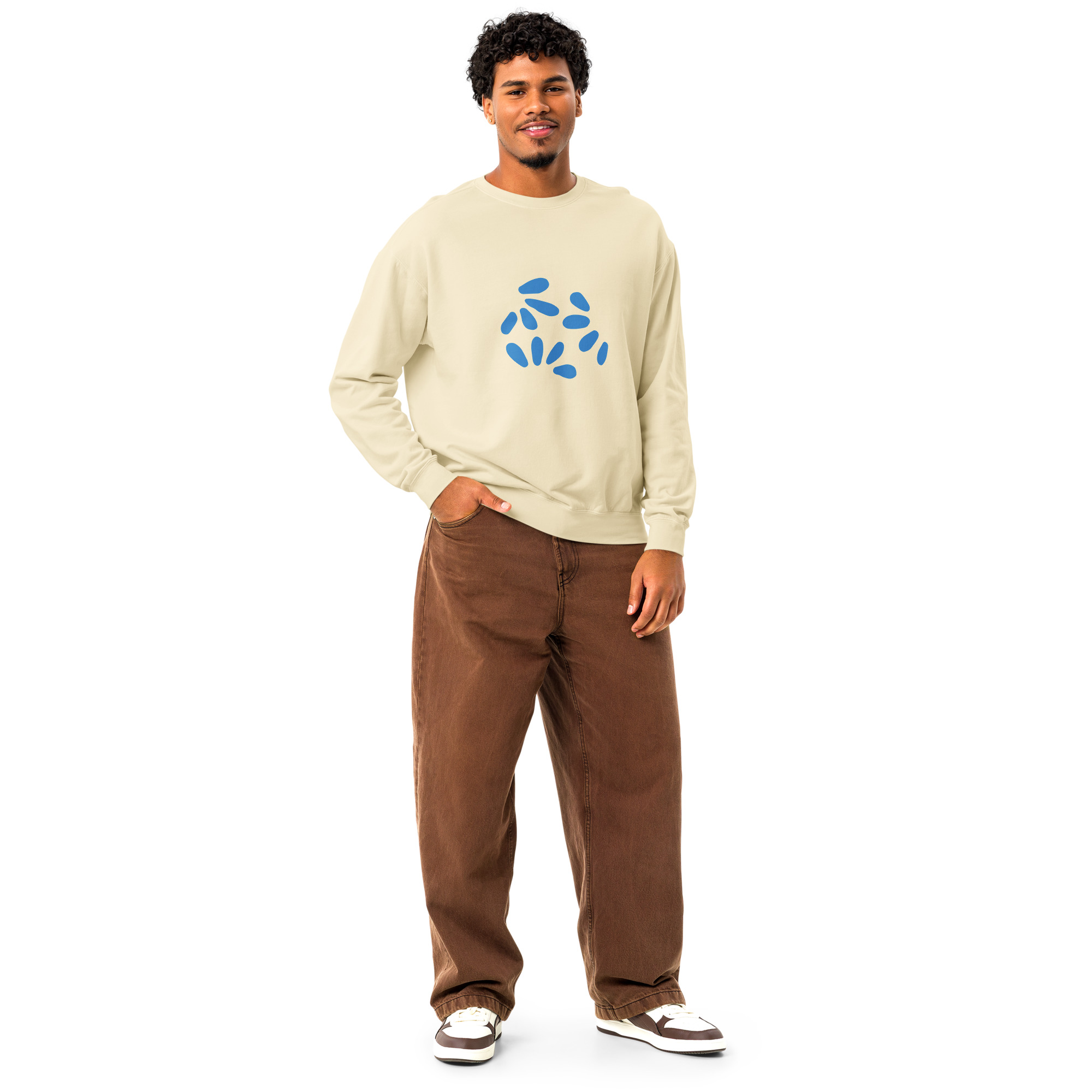 Fleece crewneck sweatshirt with garment dye (unisex) - Image 19