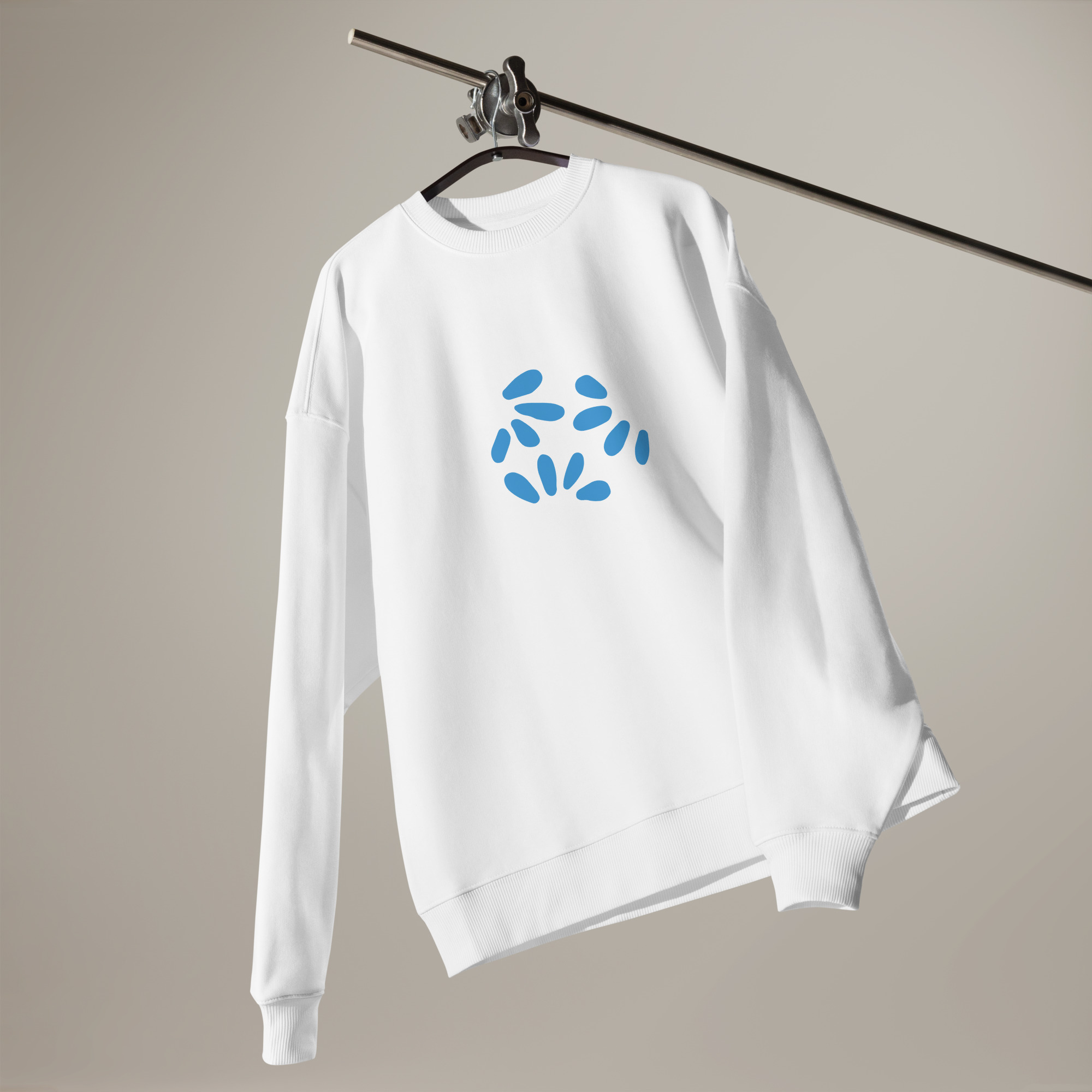 Oversized Organic Petal Pattern Sweatshirt - Image 4