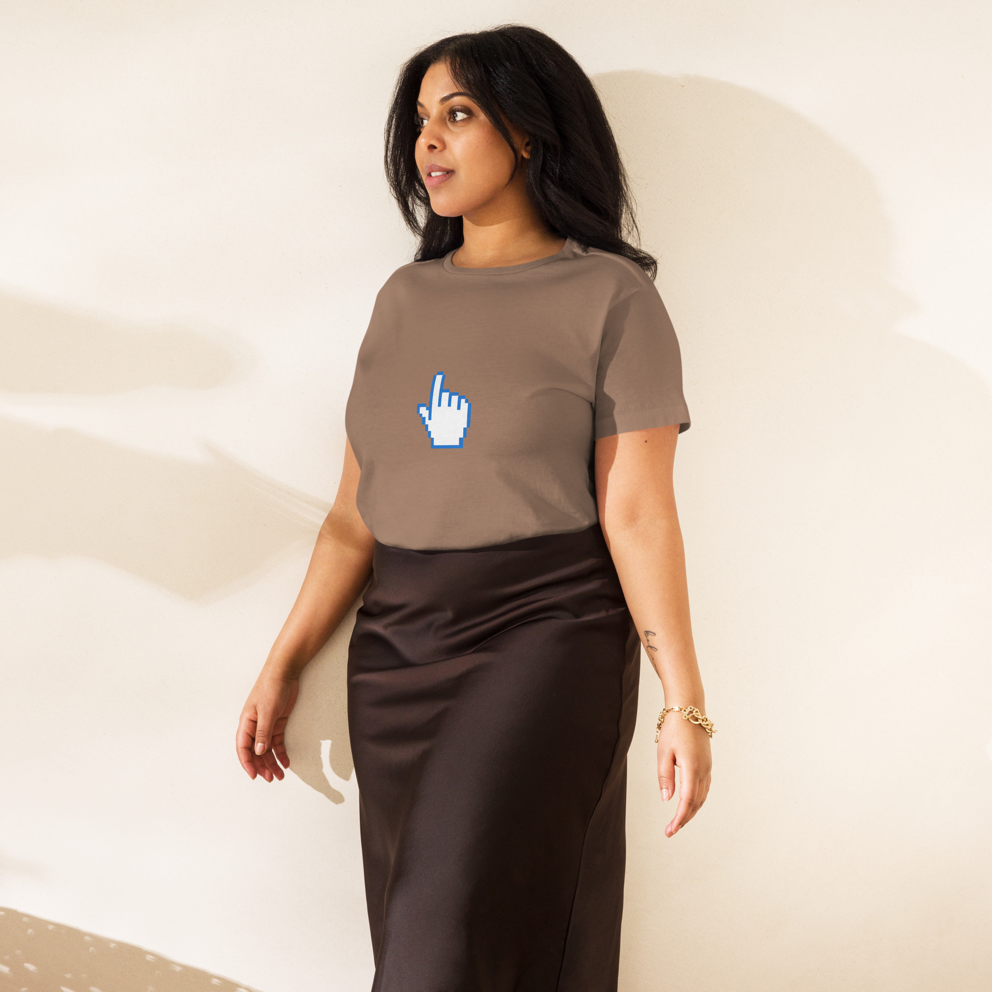 High-Rise Pixel Graphic Tee - Image 5