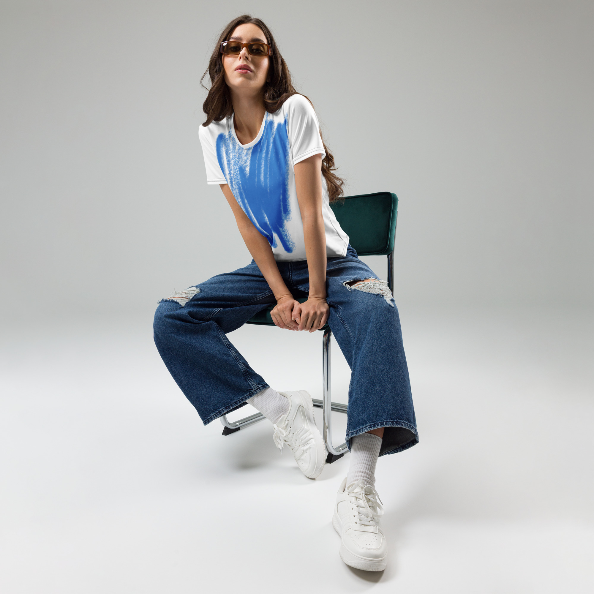 The Lady's Classic Staple Tee - Image 7